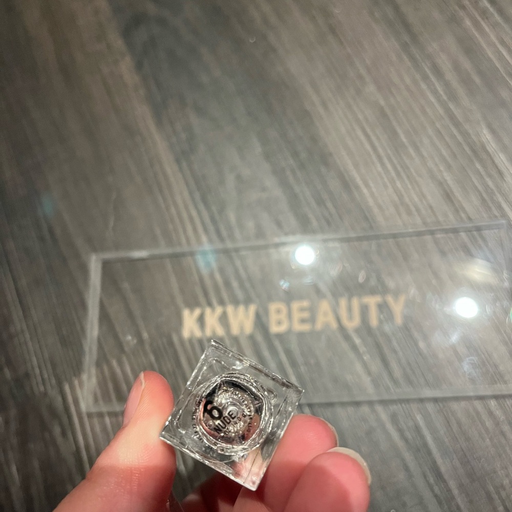 KKW lipstick (nude 7)